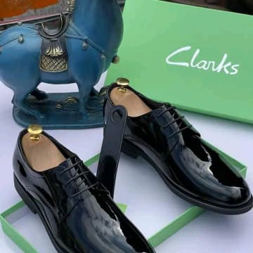 Luxurious black cover shoe